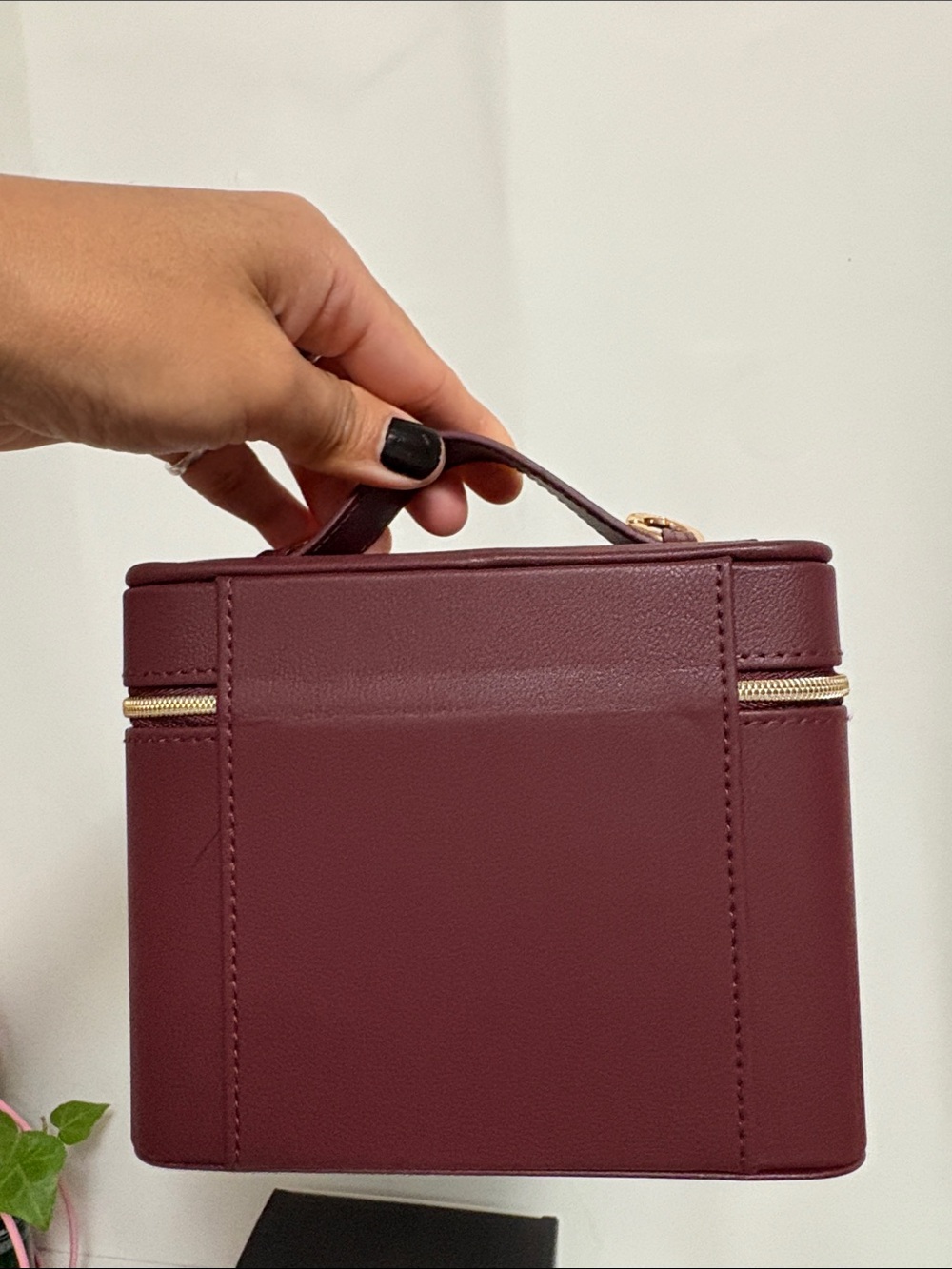 NIB Ysl beauty vanity pouch in to crossbody bag - Picture 10 of 13